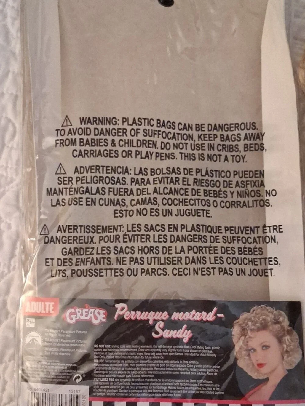 Unbranded Curly Sandy Blonde Short Wig – Voluminous Styled Curls